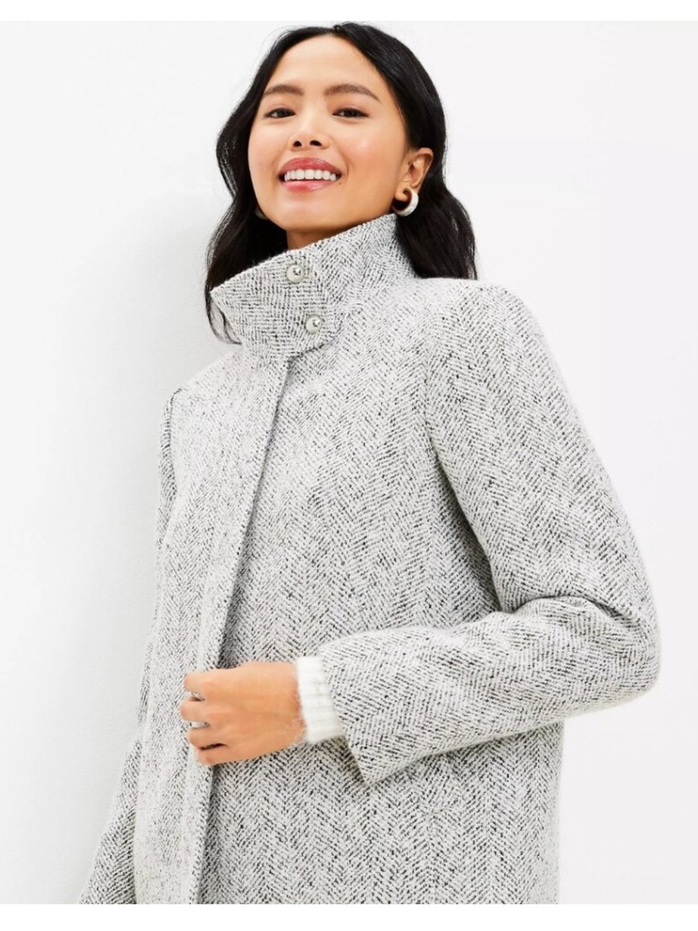 New LOFT Herringbone Funnel Neck
Coat Herringbone Wool-Blend Coat - Picture 5 of 13